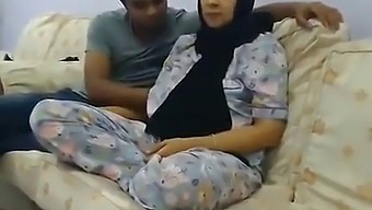 Bangla Desi Randi Gets Pounded In A Threesome With Multiple Partners