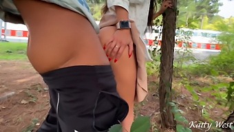 סקס ציבורי נתפס בקלטת: סרט ריאליטי מרגש